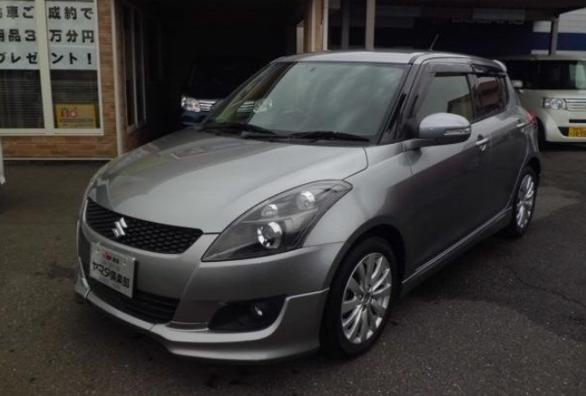 2013 SUZUKI SWIFT